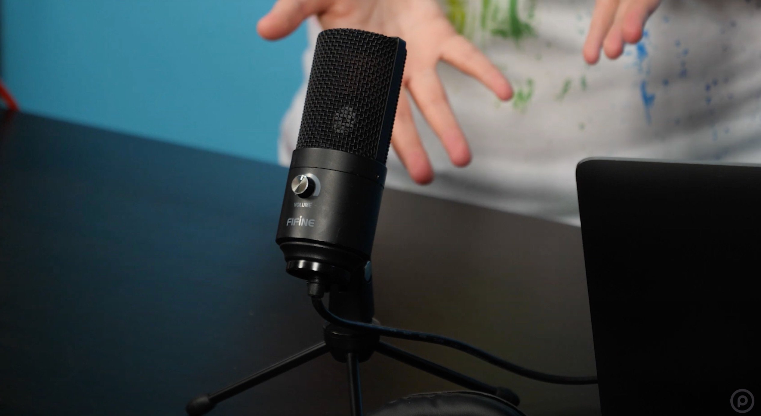 Top 9 Best Podcast Microphones (Budget & Pro)